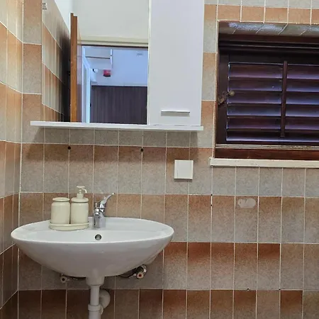 House 5 Stairs Daire Omiš
